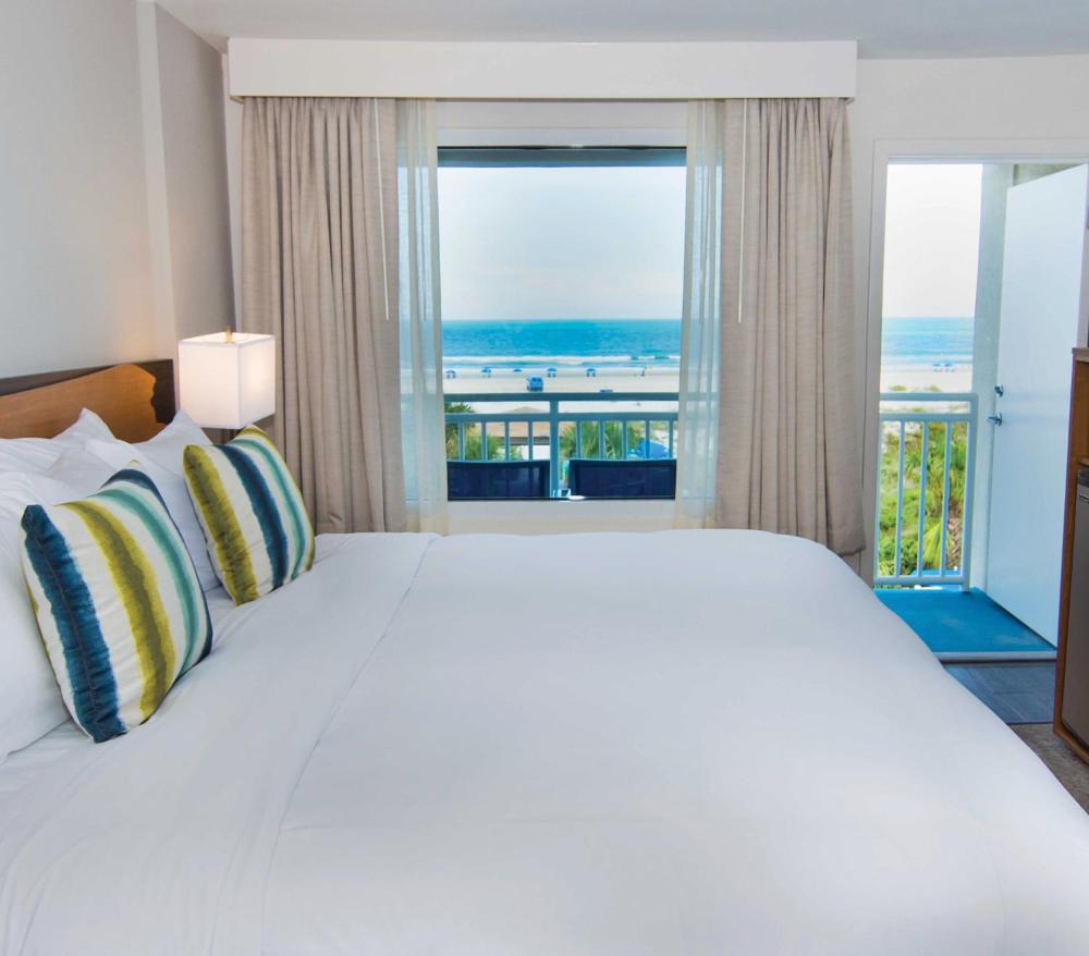King Room with Balcony - Ocean Front interior
